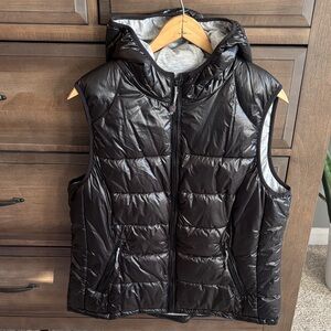 Tangerine black hooded puffer vest